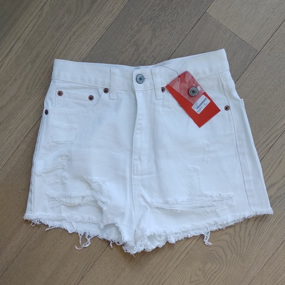 LF Denim Shorts - Picture 2 of 4